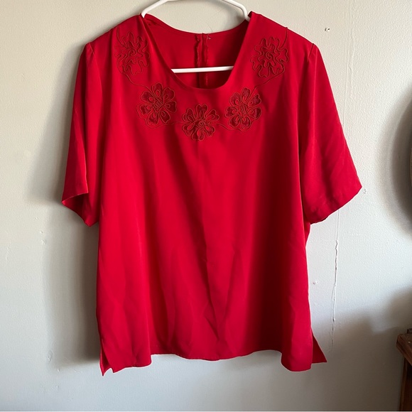 C & A Tops - 3/$40 Vintage C & A Red Short Sleeve Blouse with cut out flower design Size 16